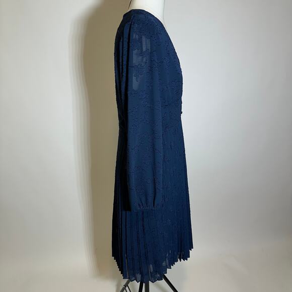 NWT Nanette Lepore Navy Blue Long Sleeve Bella Dobby Dress Pleats Womens Size 12 - Picture 5 of 12